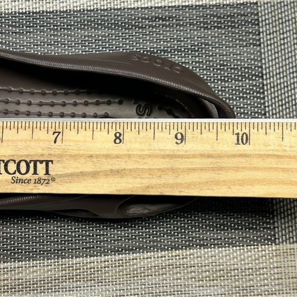 Crocs Womens Slip-On Round Toe Ballet Flats Shoes 10127 Closed Toe 9 Brown EUC - Picture 13 of 16